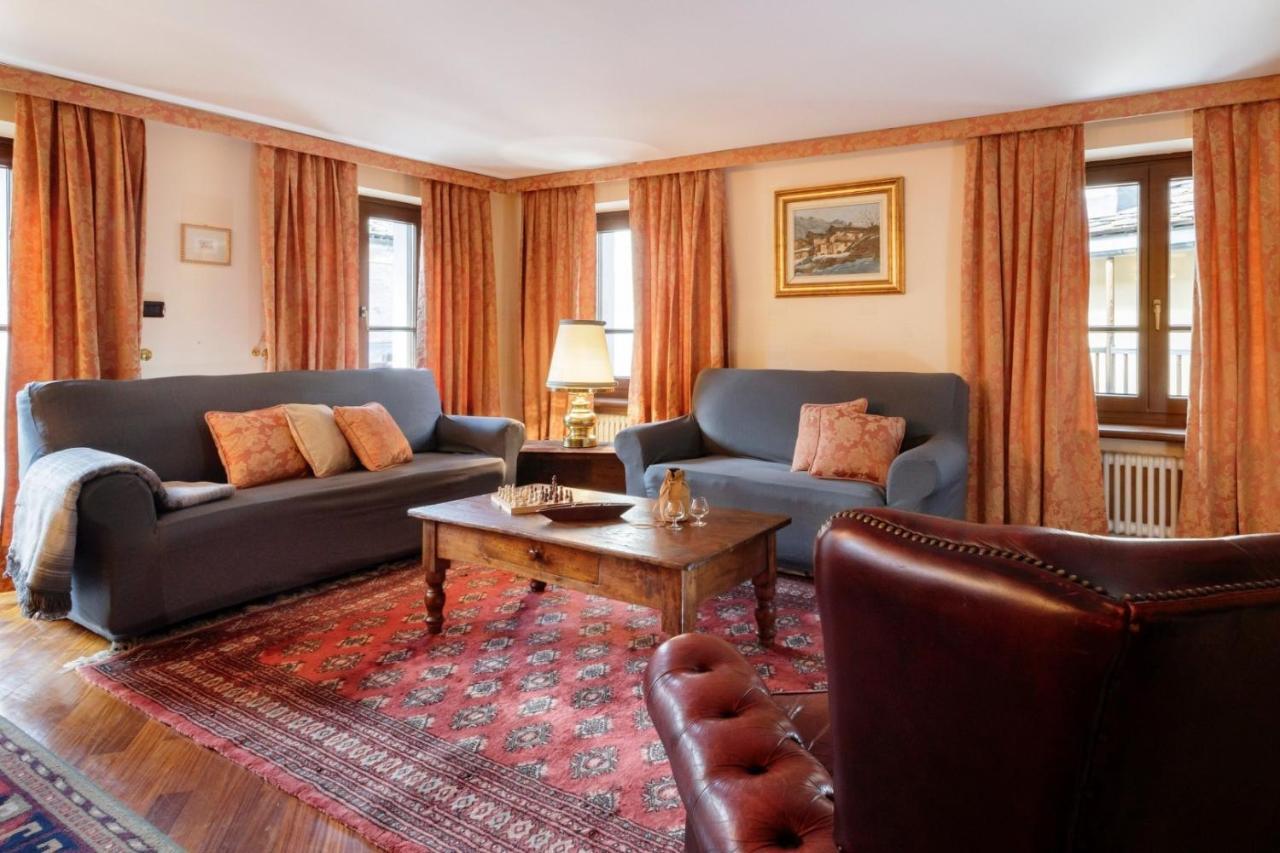 Hellochalet - Maison Paquier - Family Ski Holiday In The Resort Center Valtournenche Luaran gambar